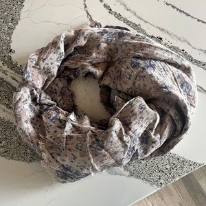 Ecoté Blanket Scarf